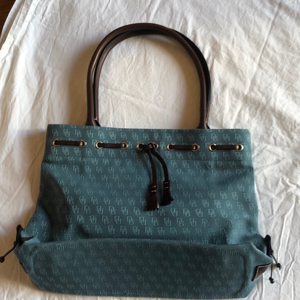Dooney & Bourke turquoise shoulder bag